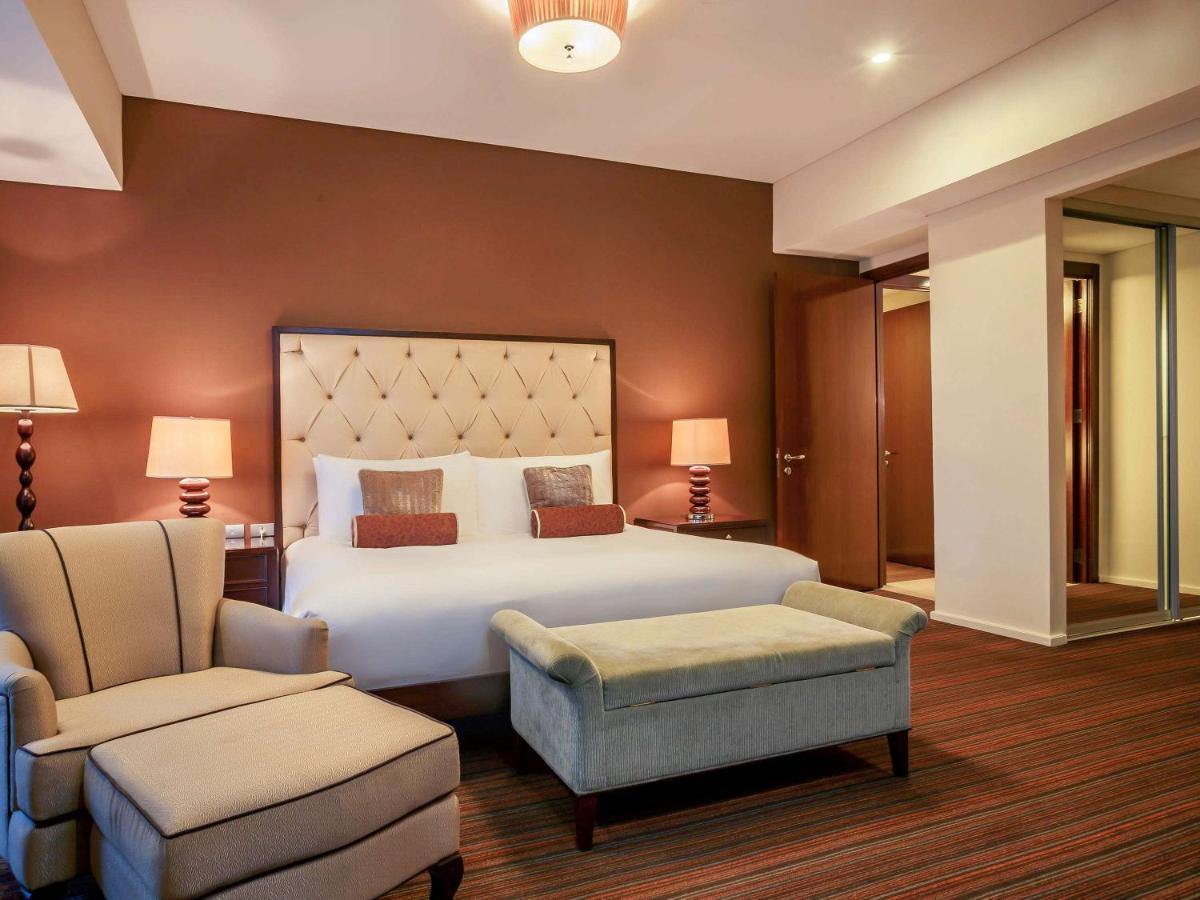 Joy Nostalg Hotel And Suites Manila Managed By The Ascott Limited Pasig City Εξωτερικό φωτογραφία